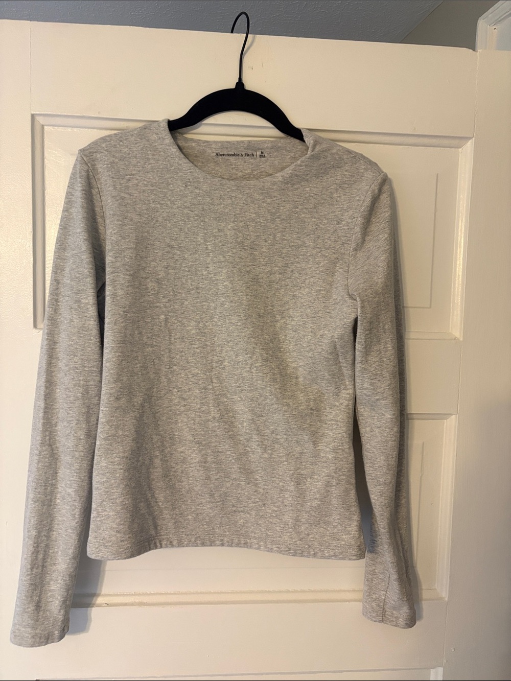 Abercrombie & Fitch Gray Long Sleeve Crewneck Sweatshirt